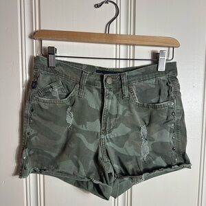 Rock & Republic camo shorts size 4